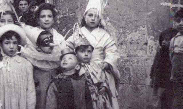 Varvecole, Pacchiandde, Marange: c'erano una volta le maschere di Carnevale baresi
